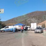 Maestros nahuas bloquean nuevamente la carretera costera 200 de Michoacán