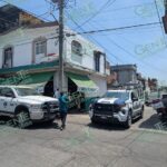 Asesinan en Uruapan a un hombre mientras reparaba su vehículo