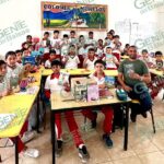 Más de un millón cien mil alumnos de todos los niveles regresan a clases hoy