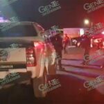 Localizan camioneta baleada, con cadáver de una mujer dentro