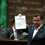 Memo Valencia anula su voto y se manifiesta en contra en la elección de la nueva Contraloría de la FGE