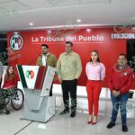 Exige PRI titulación gratis para jóvenes universitarios