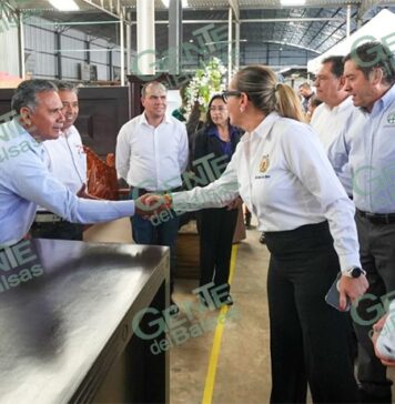 Reconoce industria mueblera del oriente de Michoacán impulso de la UMSNH