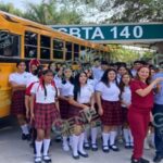 Adquiere el CBTA 140 de Coahuayana nuevo autobús escolar
