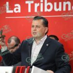 Una esquirla del coche bomba de Coahuayana, el regalo navideño de Memo Valencia para Harfuch