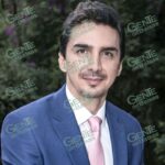 Alejandro Martínez Araiza, líder del SNAC paga millones de pesos en su imagen personal para que lo quieran