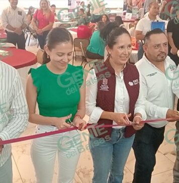 Por vez primera autoridad federal corta listón de la Feria del Empleo de Lázaro