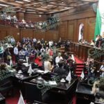 Congreso del Estado prohíbe a escuelas condicionar adquisición de uniformes, útiles o materiales educativos