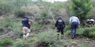 Encuentran restos óseos y prendas de vestir