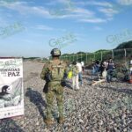 Marina realiza limpieza de la playa “Cancuncito” en Lázaro Cárdenas, Michoacán