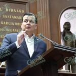 En Michoacán el desplazamiento forzado no es delito, Memo Valencia propone castigarlo