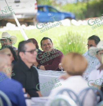 Sectores de Ario reconocen experiencia y capacidad de Torres Piña