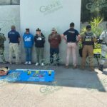 Detienen a tres durante cateos, les aseguran dosis de droga