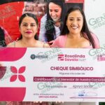 Rosalinda Savala Díaz entrega pases con descuento para esterilización de gatitos