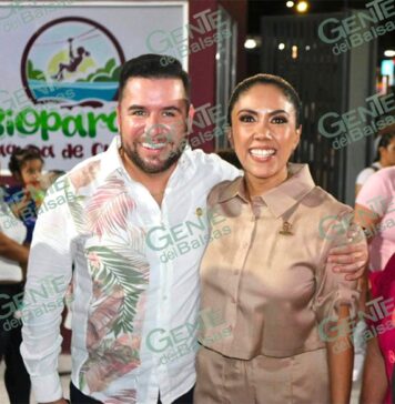 Arropa Reyes Galindo a alcaldes de la Tierra Caliente en sus 2dos. Informes de Gobierno