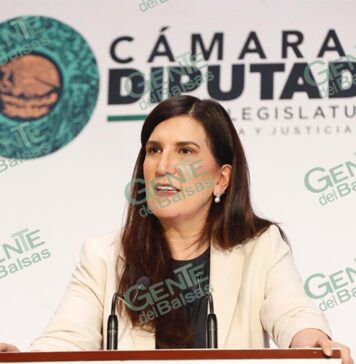 La democracia necesita audiencias protegidas y también medios libres y periodistas independientes: KLR